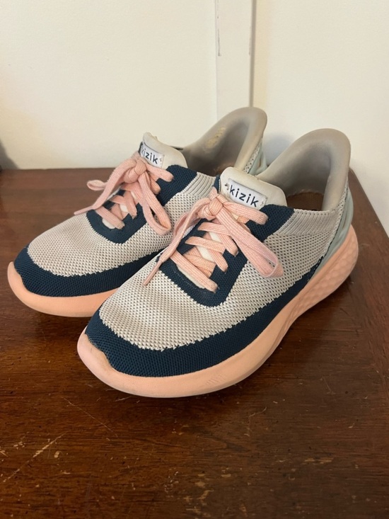 Kizik Shoes - Kizik Hands-Free The Easiest Shoes You will Ever Put On Women's 6 wide